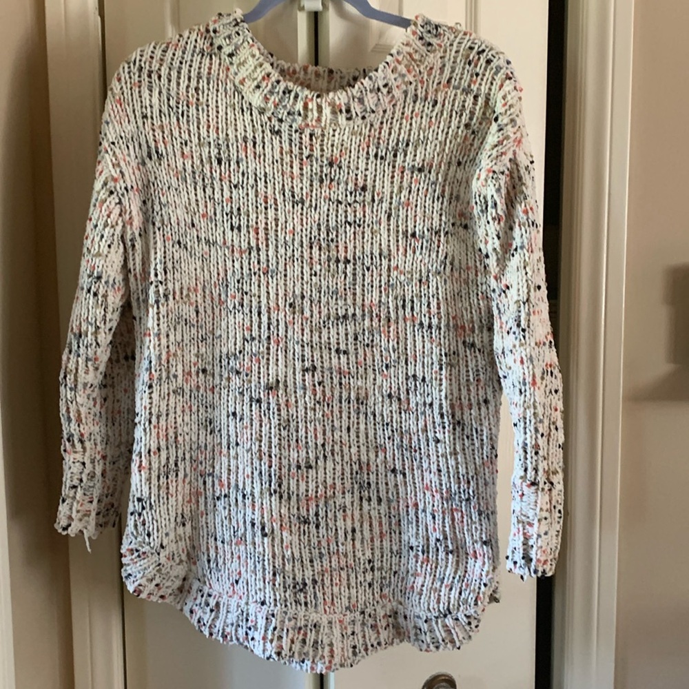 Moon & Madison Confetti Chunky Sweater small.  Extremely soft 100% polyester